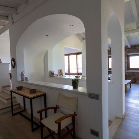 Villa Alba Esclusiva Villa Con Piscina A Sfioro E Vista Mozzafiato Sul Mare Cugnana Buitenkant foto