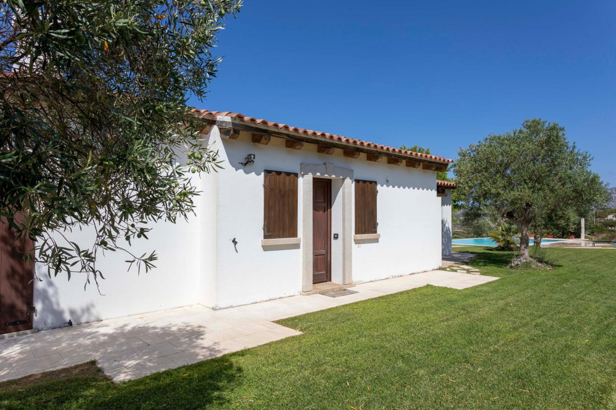 Villa Alba Esclusiva Villa Con Piscina A Sfioro E Vista Mozzafiato Sul Mare Cugnana Buitenkant foto