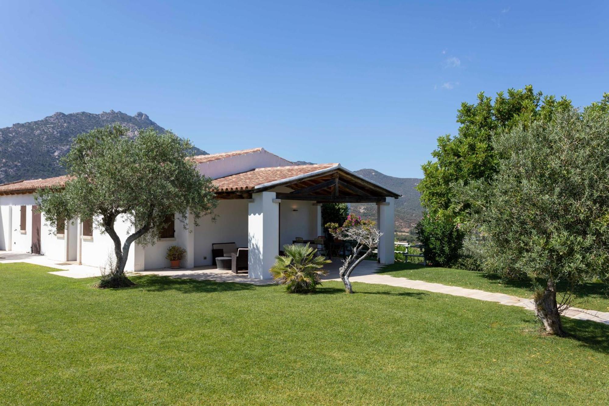 Villa Alba Esclusiva Villa Con Piscina A Sfioro E Vista Mozzafiato Sul Mare Cugnana Buitenkant foto