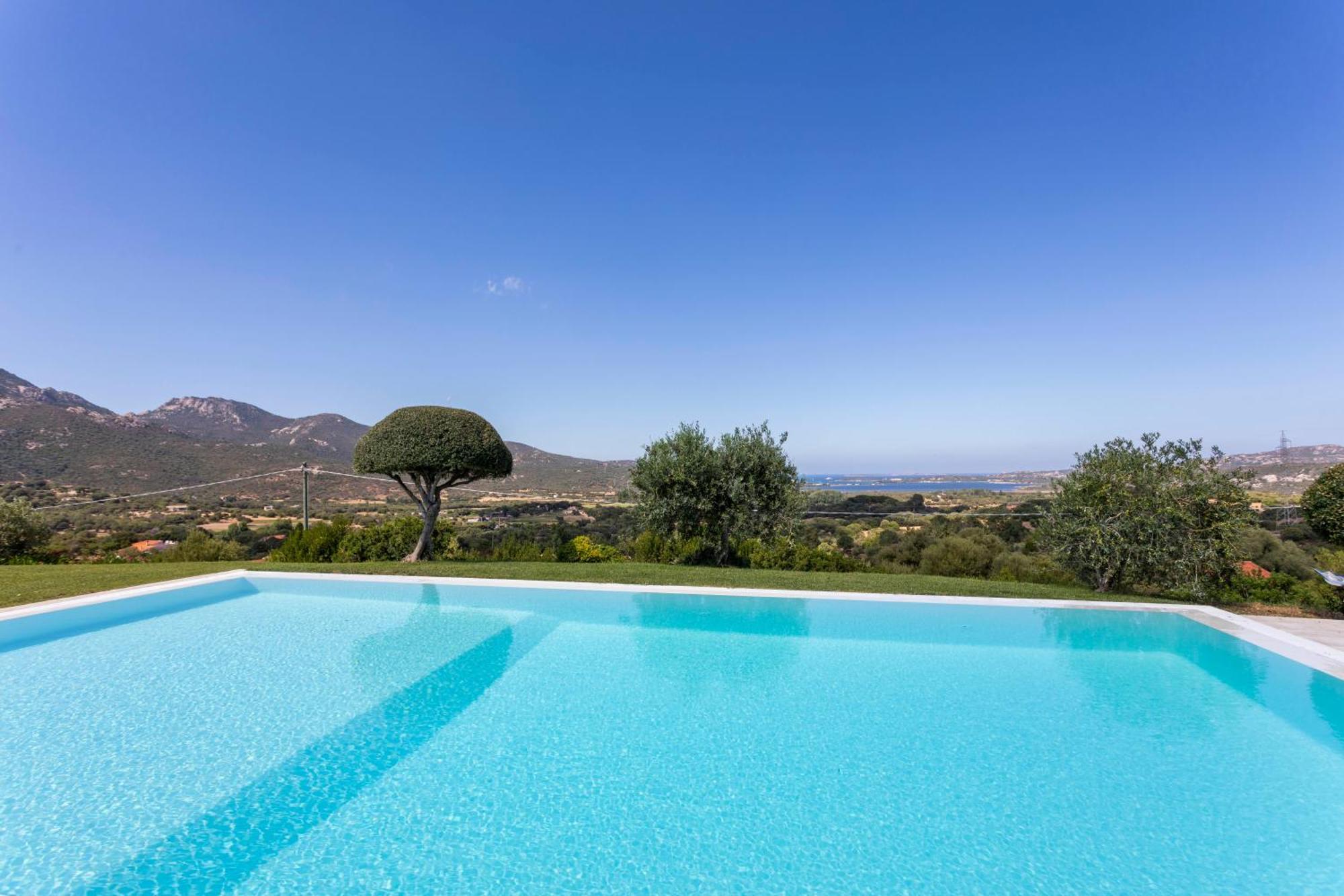 Villa Alba Esclusiva Villa Con Piscina A Sfioro E Vista Mozzafiato Sul Mare Cugnana Buitenkant foto
