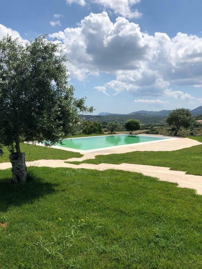Villa Alba Esclusiva Villa Con Piscina A Sfioro E Vista Mozzafiato Sul Mare Cugnana Buitenkant foto